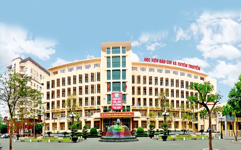 tiếng anh thương mại học trường nào